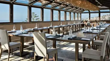 De Bonart Naples, Curio Collection by Hilton