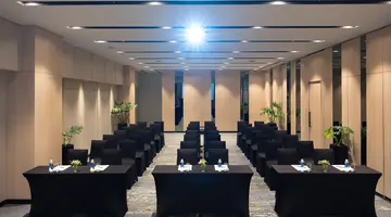 DECEMBER HOTEL