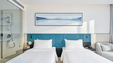DECEMBER HOTEL
