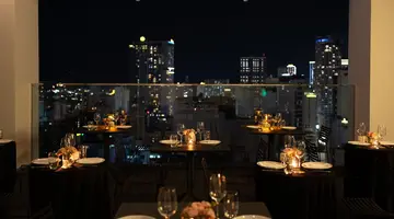 DECEMBER HOTEL