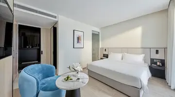 DECEMBER HOTEL