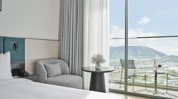 DECEMBER HOTEL