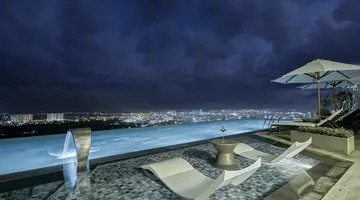 DECEMBER HOTEL