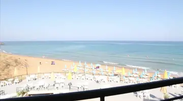 Dedalos Beach Hotel