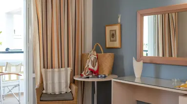 DEDALOS HOTEL