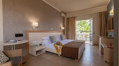 DEDALOS HOTEL