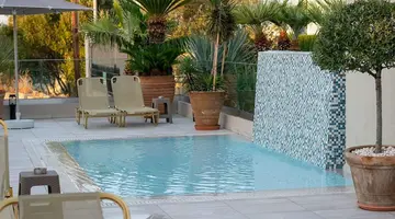 Dedalos Hotel