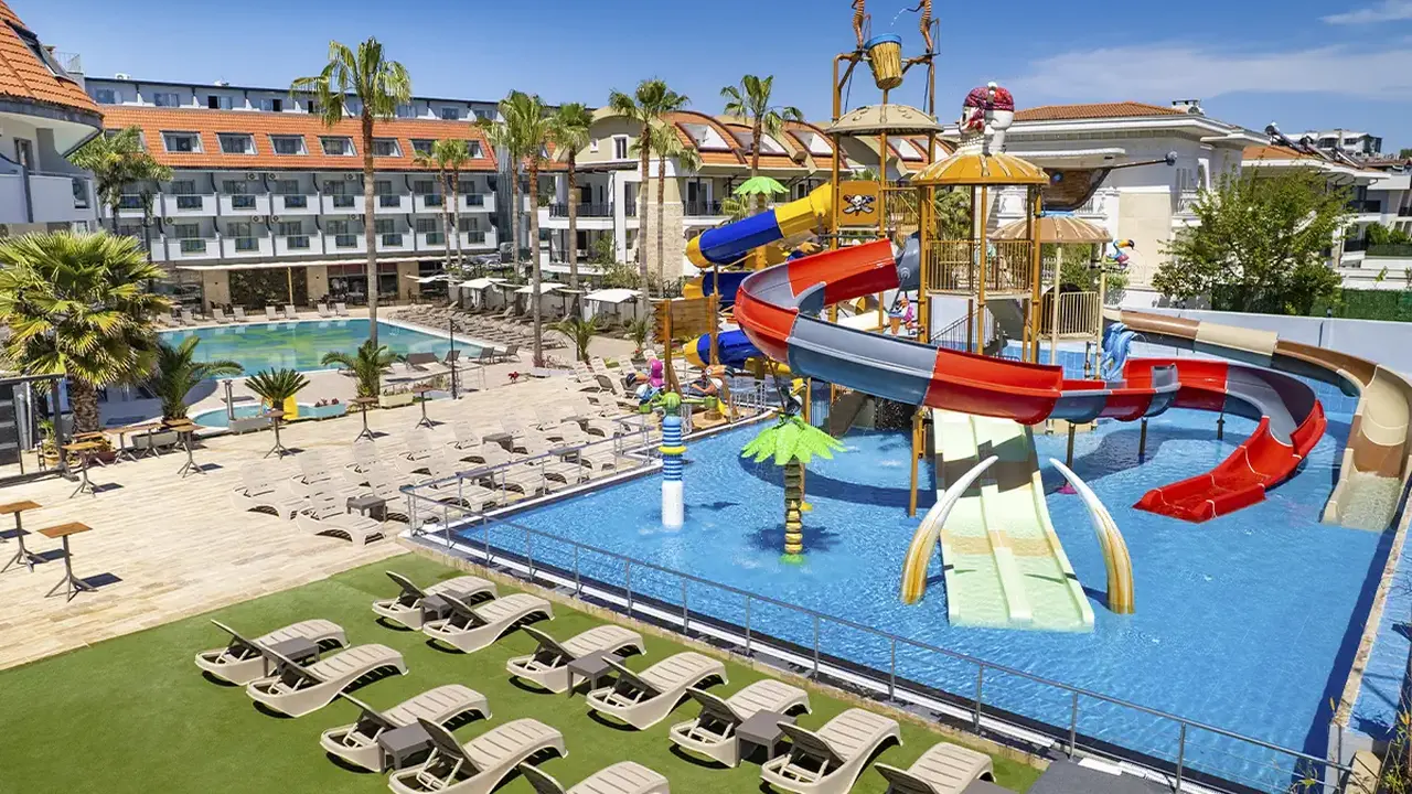 Dedeman Kemer Resort