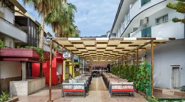 Dedeman Kemer Resort