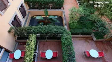 DEI BORGOGNONI HOTEL