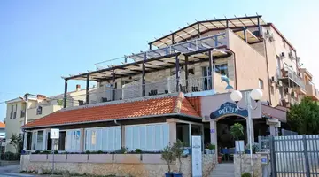 DELFIN ZADAR