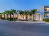 DELFINA BOUTIQUE