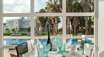 DELFINA TROPIC BEACH