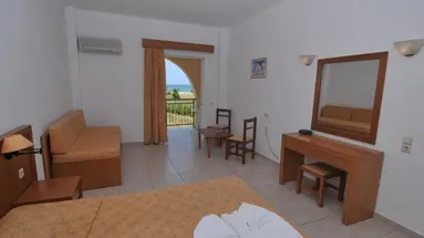 DELFINA TROPIC BEACH