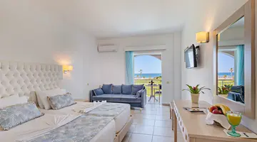 DELFINA TROPIC BEACH