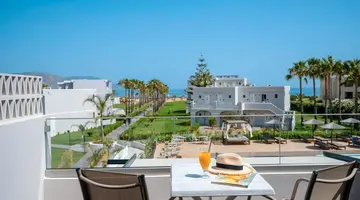 DELFINA TROPIC BEACH