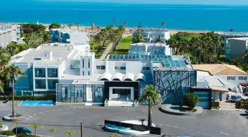 DELFINA TROPIC BEACH
