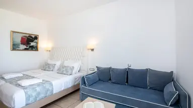 DELFINA TROPIC BEACH