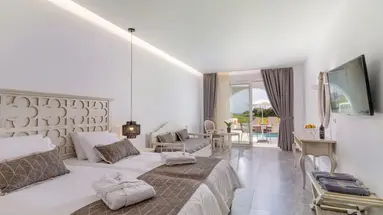 DELFINA TROPIC BEACH