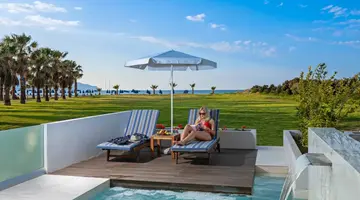 DELFINA TROPIC BEACH