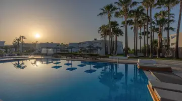 DELFINA TROPIC BEACH