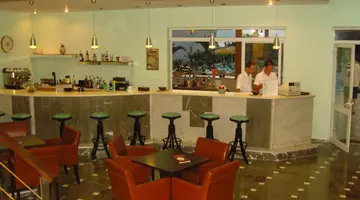 DELFINA TROPIC BEACH