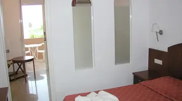 DELFINA TROPIC BEACH