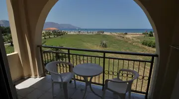 DELFINA TROPIC BEACH