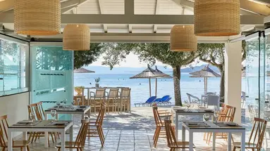 Delfinia Hotel
