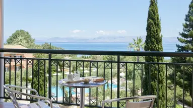 Delfinia Hotel