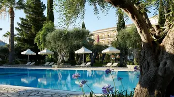 Delfinia Hotel