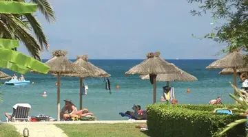 Delfinia Hotel
