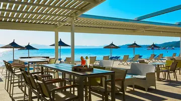 DELFINIA HOTEL
