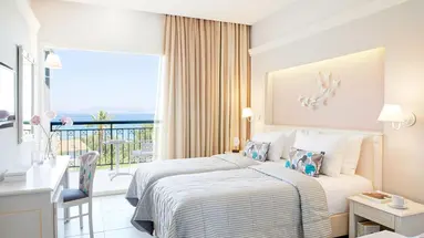 DELFINIA HOTEL