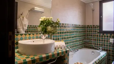 Dellarosa Hotel suites & spa