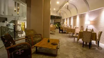 Dellarosa Hotel suites & spa