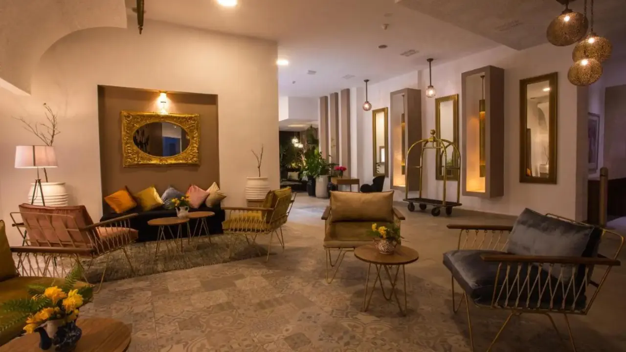 Dellarosa Hotel suites & spa