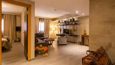 Dellarosa Hotel suites & spa