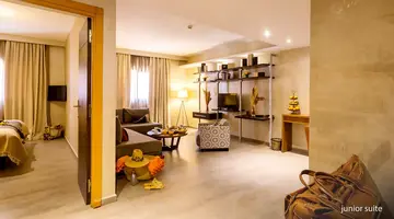Dellarosa Hotel suites & spa