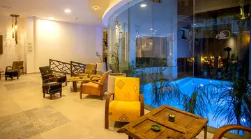 Dellarosa Hotel suites & spa