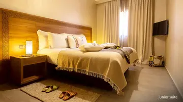 Dellarosa Hotel suites & spa