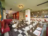 Delphi Art Hotel