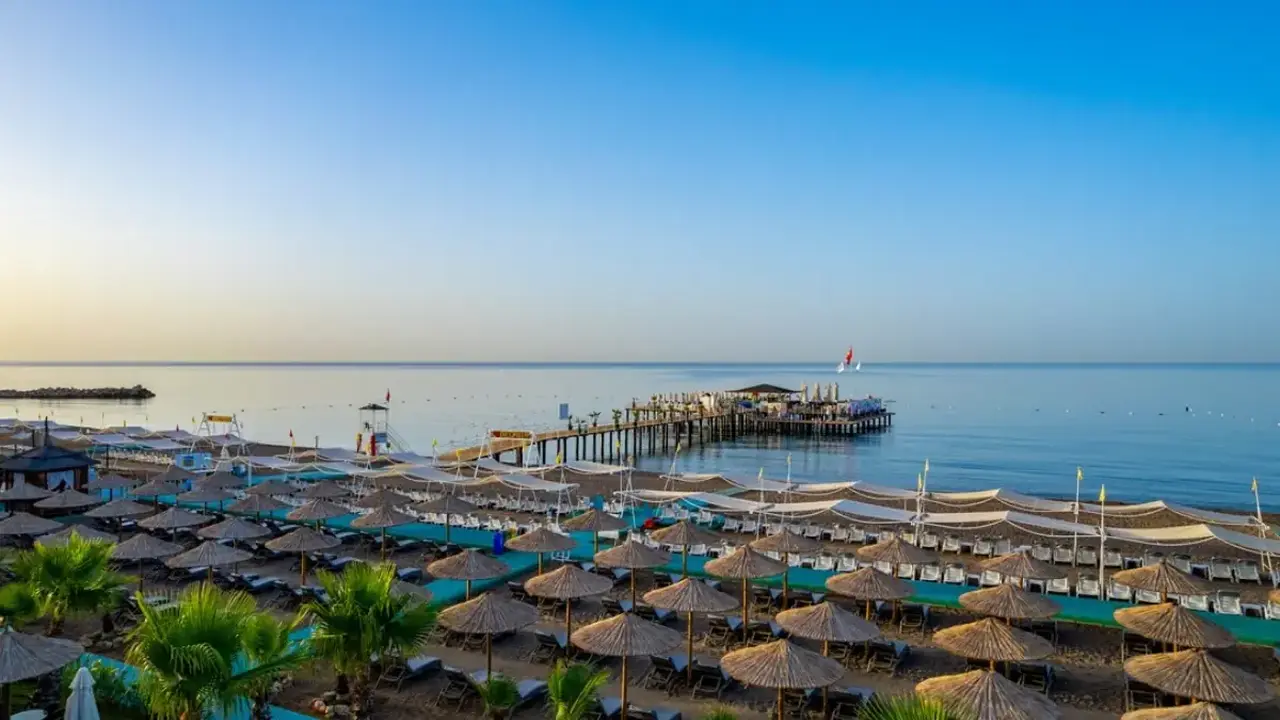 Delphin Be Grand Resort