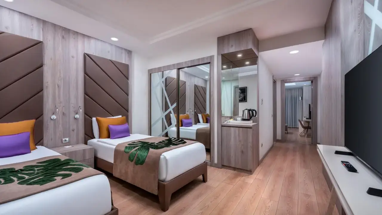 Delphin Be Grand Resort