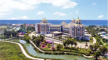 Delphin Be Grand Resort