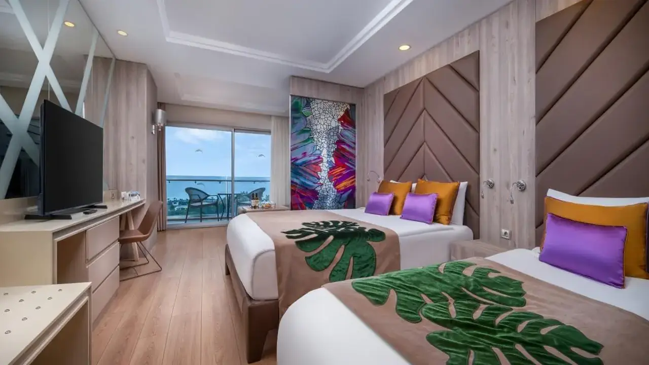 Delphin Be Grand Resort