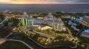 Delphin Be Grand Resort