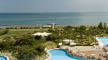 DELPHIN BE GRAND RESORT