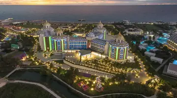 Delphin Be Grand Resort