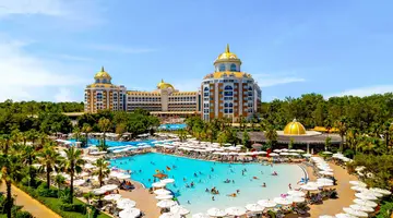 Delphin Be Grand
